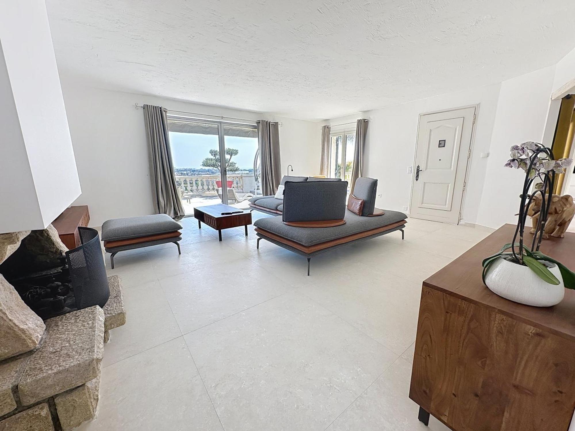 3 Bedrooms Villa Near Cannes - Pool & Jacuzzi - Sea View Mandelieu La Napoule Bagian luar foto