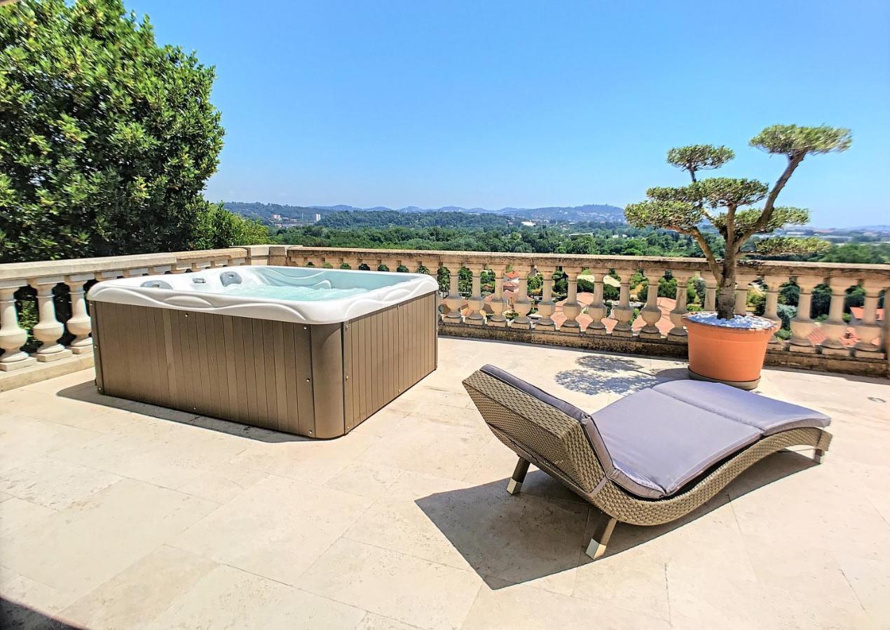 3 Bedrooms Villa Near Cannes - Pool & Jacuzzi - Sea View Mandelieu La Napoule Bagian luar foto