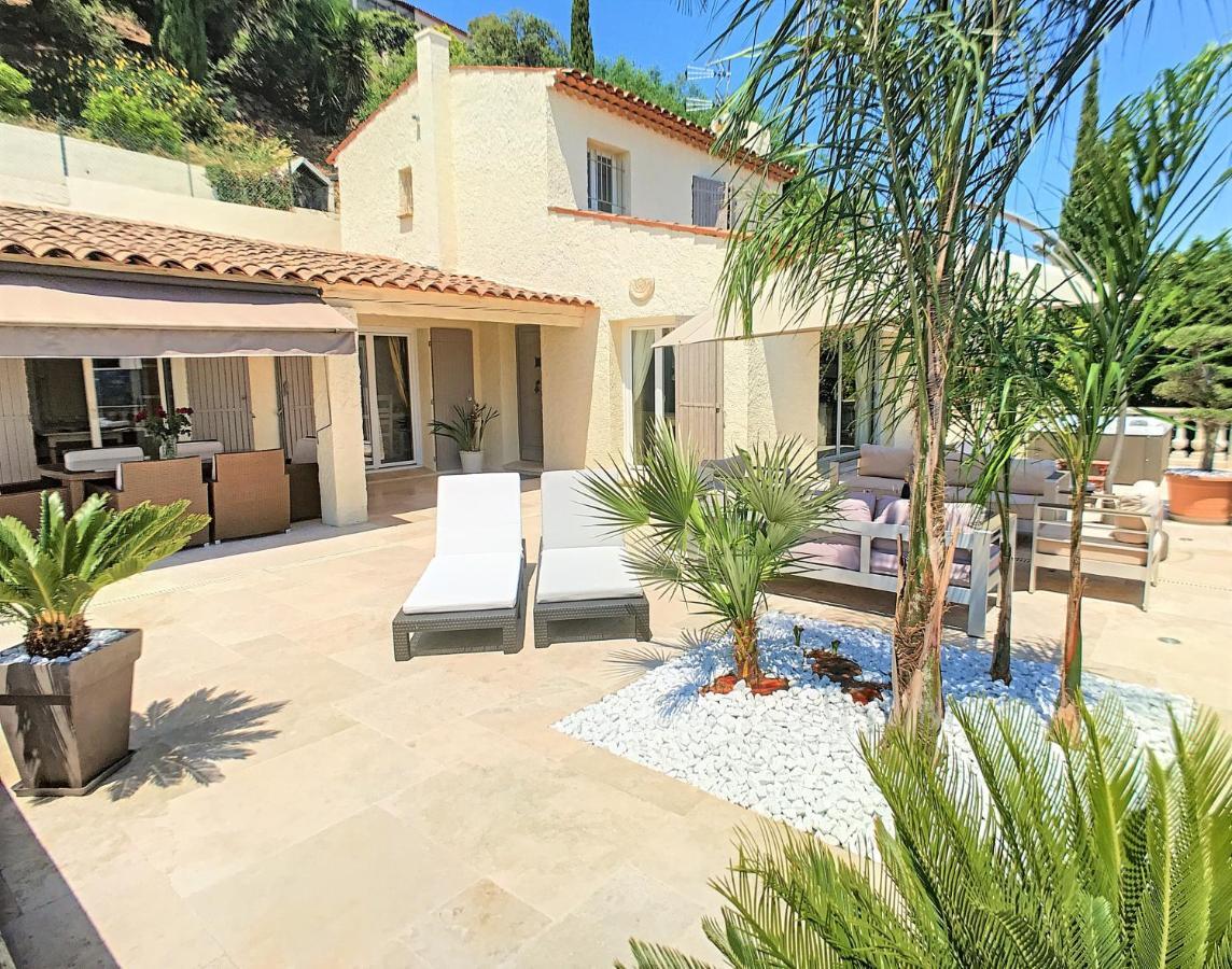 3 Bedrooms Villa Near Cannes - Pool & Jacuzzi - Sea View Mandelieu La Napoule Bagian luar foto